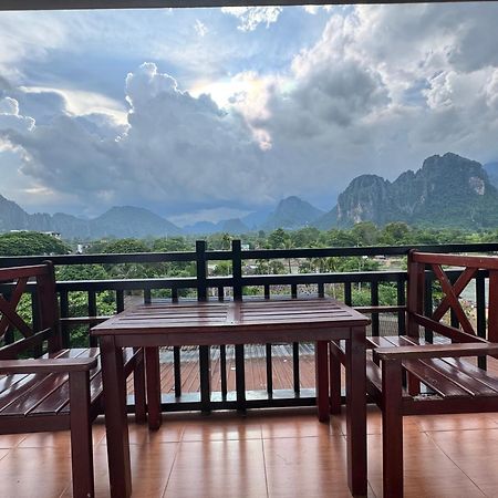 Vang Vieng Backpackers Hostel Esterno foto