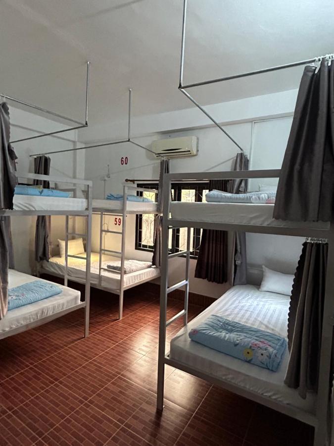 Vang Vieng Backpackers Hostel Esterno foto