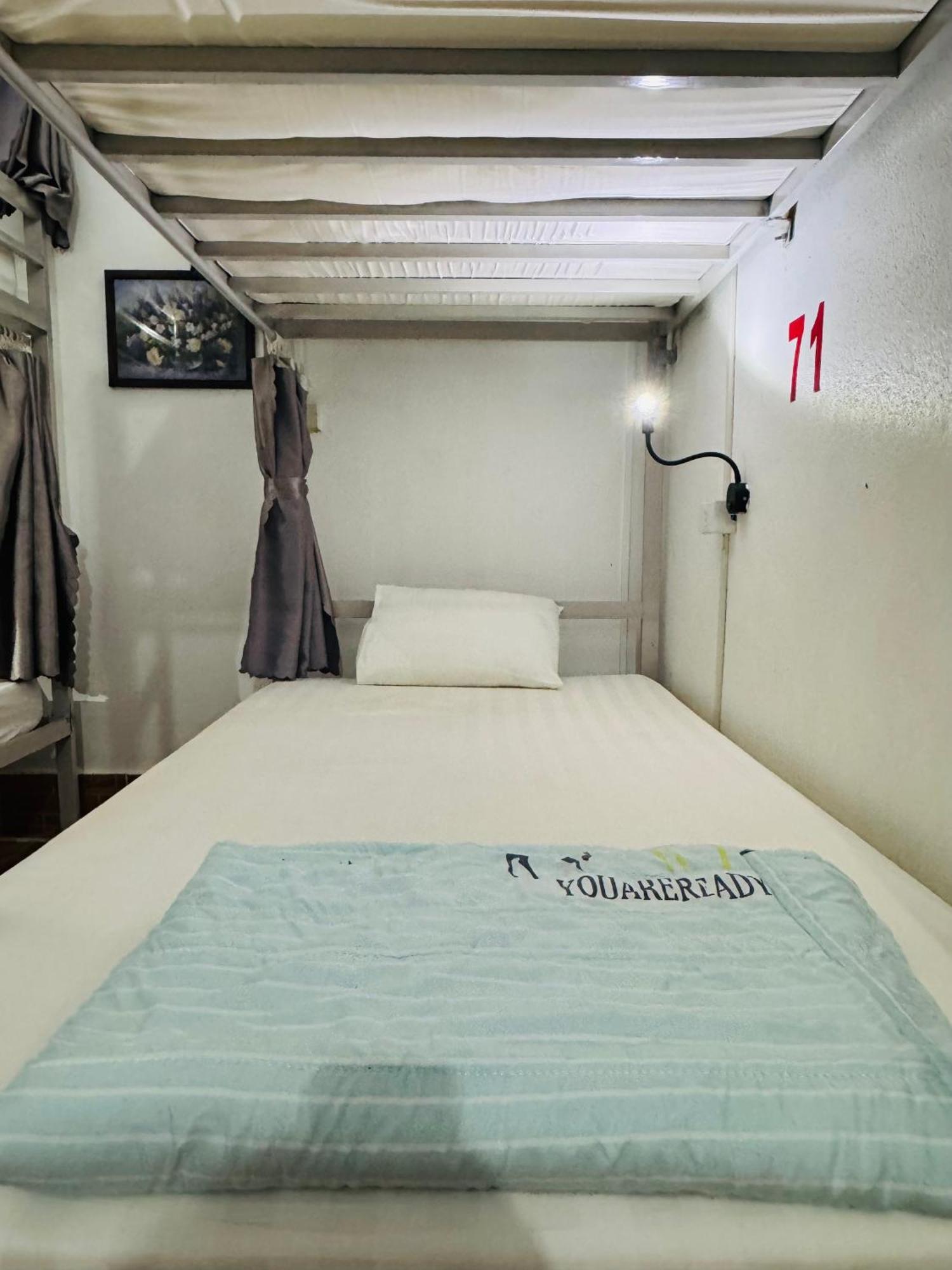 Vang Vieng Backpackers Hostel Esterno foto